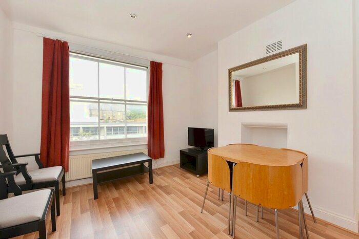 1 Bedroom Flat To Rent In Moscow Road, Bayswater, W2