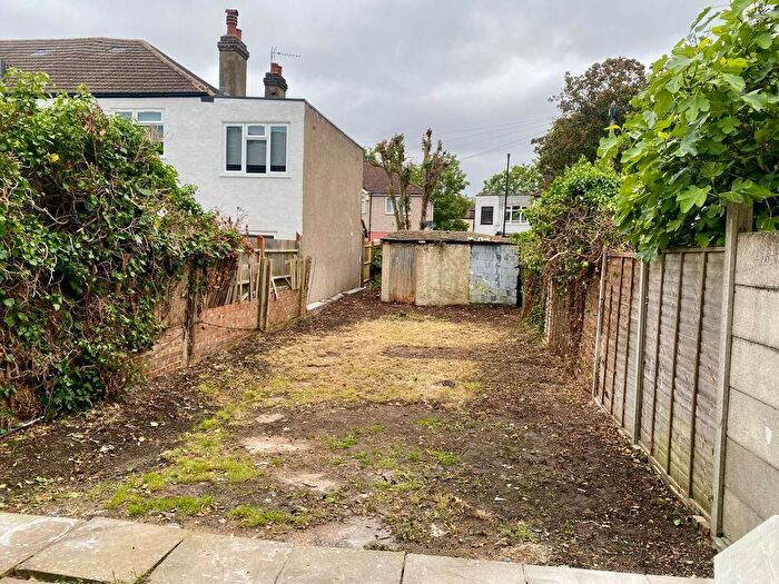 5 Bedroom Terraced House To Rent In Woodmansterne Road, London, SW16