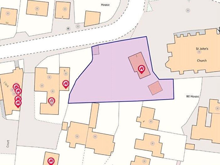 4 Bedroom Detached House For Sale In West End Road, Mortimer Common, Reading, Berkshire, RG7