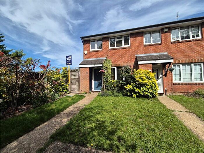 3 Bedroom House For Sale In Brantwood Way, Orpington, Kent, BR5