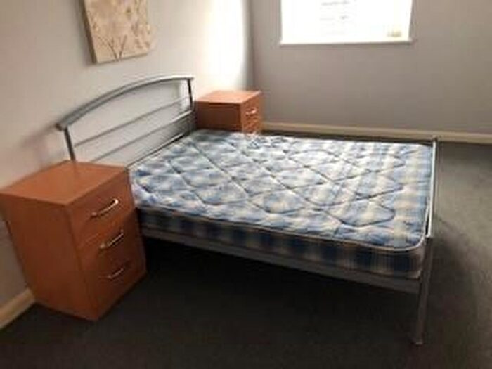 1 Bedroom Flat To Rent In Hessel Street, Salford, M50