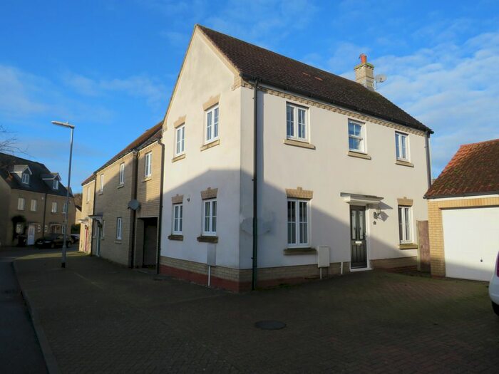 3 Bedroom Semi-Detached House To Rent In Myrtle Drive, Burwell, Cambridge, CB25