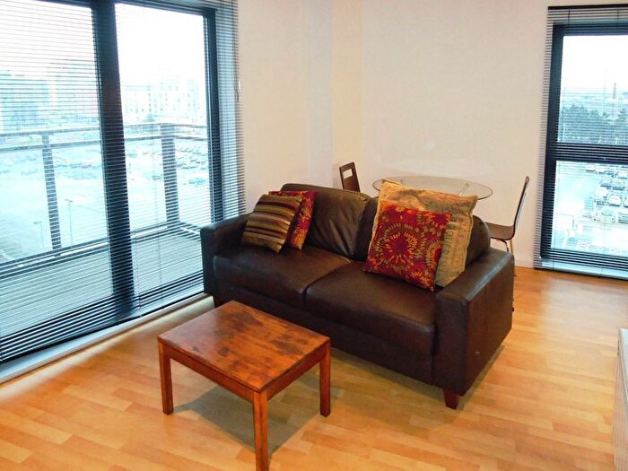 1 Bedroom Flat To Rent In One Brewery Wharf, Leeds, LS10