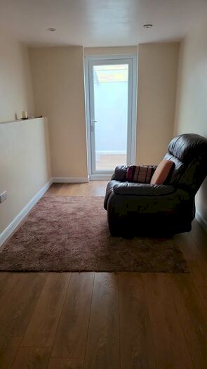 4 Bedroom Town House To Rent In New Road, Staines-Upon-Thames, Surrey, TW18