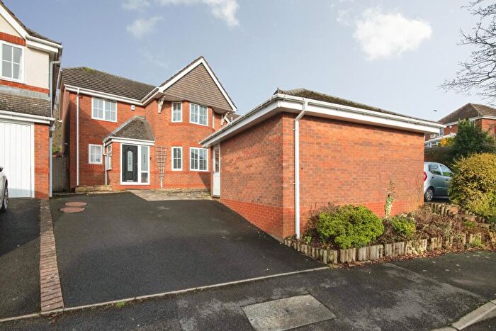 4 Bedroom Detached House For Sale In Old School Drive, Rowley Regis, West Midlands, B65