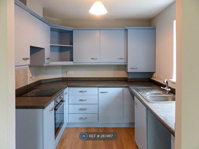 2 Bedroom Flat To Rent In Victory Lodge, Erith, DA8