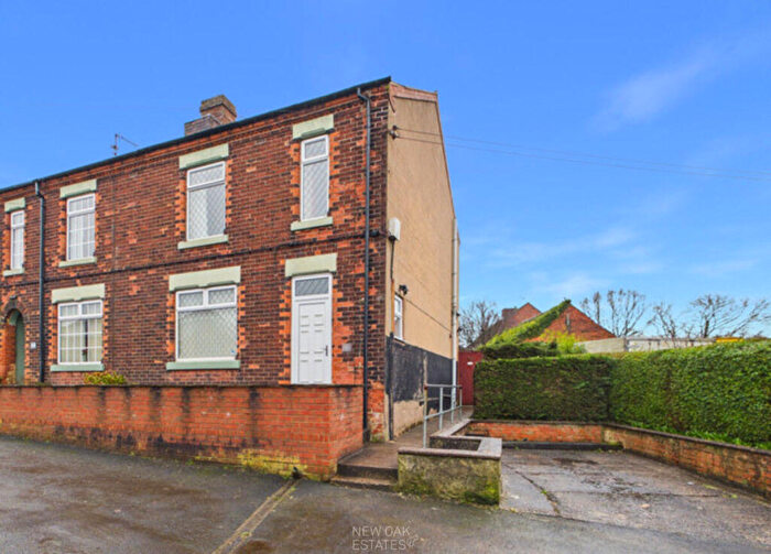 3 Bedroom Semi-Detached House For Sale In Station Road, Pilsley, S45