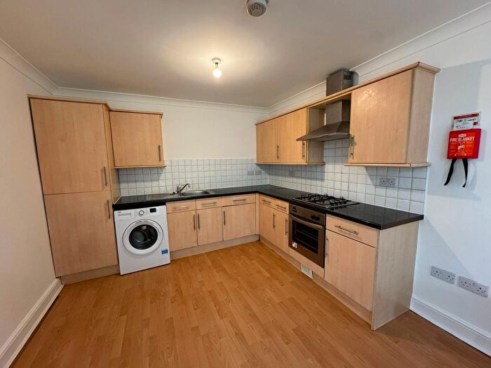 2 Bedroom Flat To Rent In Cranbrook Road, Ilford, IG1