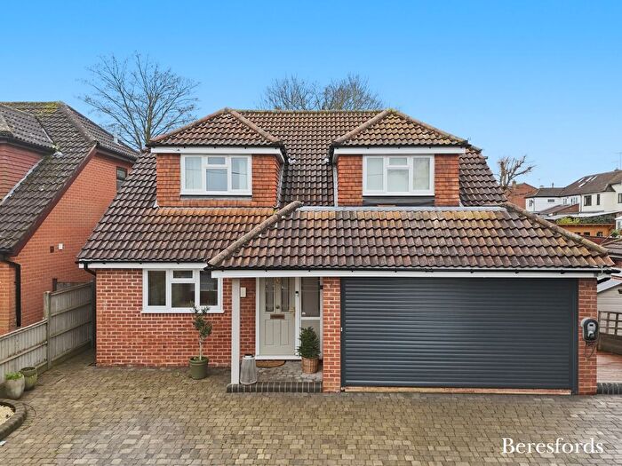 4 Bedroom Detached House For Sale In The Rising, Billericay, CM11