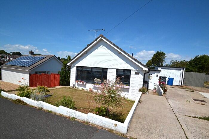 3 Bedroom Detached Bungalow For Sale In Hazlemere Avenue, Ryde, Isle Of Wight, PO33