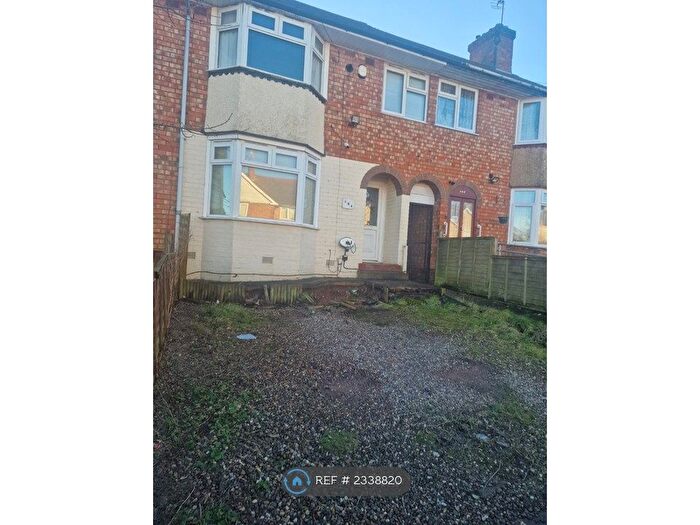 3 Bedroom Terraced House To Rent In Kendal Rise Road, Birmingham, B45
