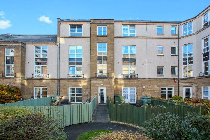 2 Bedroom Flat To Rent In Blandfield, Broughton, Edinburgh, EH7