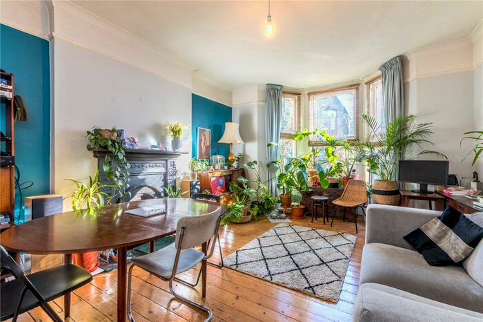 1 Bedroom Apartment To Rent In Therapia Road, East Dulwich, London, SE22