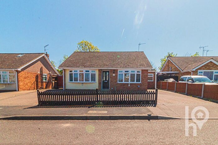 3 Bedroom Detached Bungalow For Sale In Rosemary Avenue, Halfway, ME12