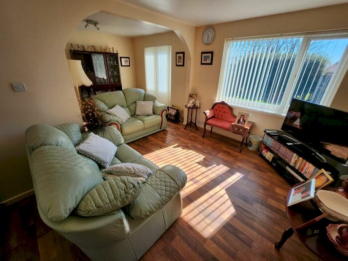 3 Bedroom Terraced House For Sale In Byland, Halifax, HX2