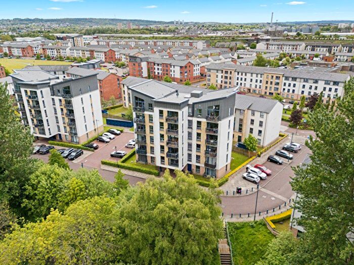2 Bedroom Flat For Sale In Haughview Terrace, Oatlands, G5