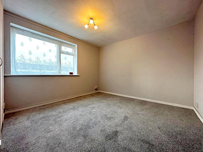 1 Bedroom Flat To Rent In Meldrum Close, Orpington, BR5