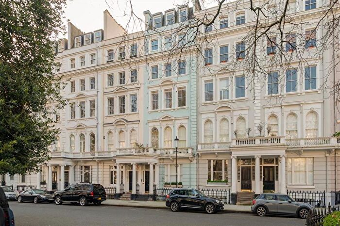 3 Bedroom Flat For Sale In Cornwall Gardens, South Kensington, SW7