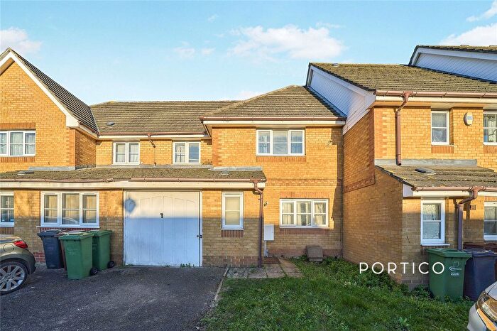 3 Bedroom Terraced House To Rent In Grebe Close, Barking, IG11
