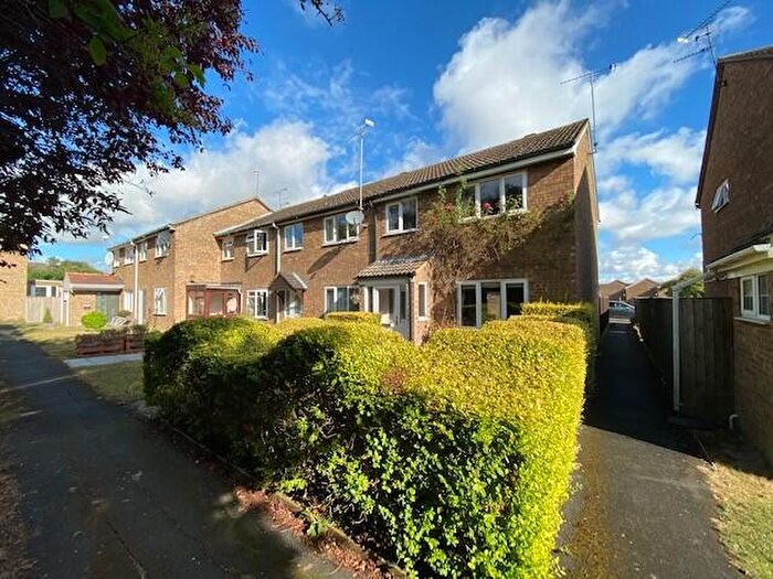 3 Bedroom End Of Terrace House To Rent In Claydon Path, Aylesbury, HP21