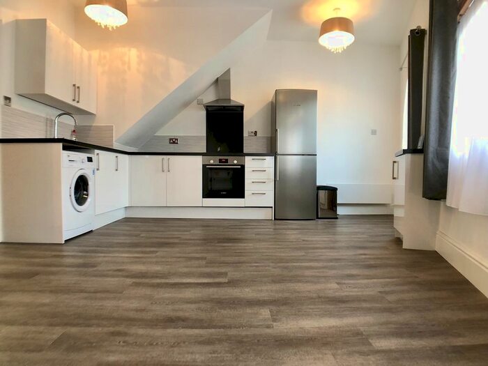 1 Bedroom Flat To Rent In North Street, Bourne, PE10