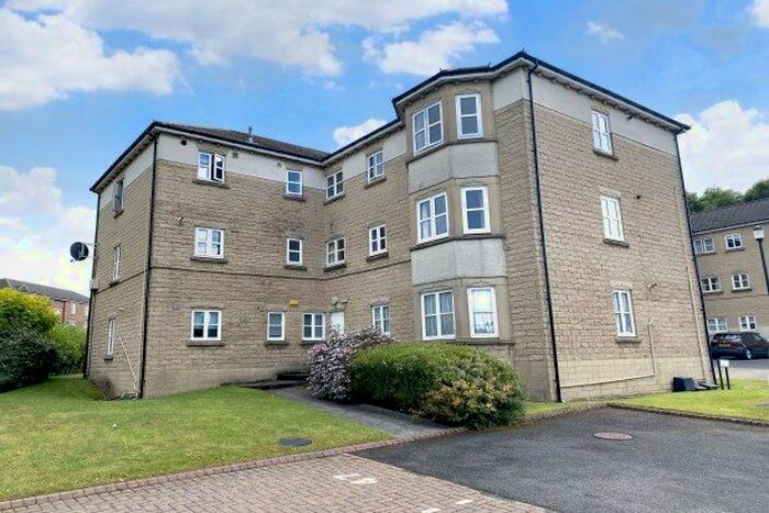 2 Bedroom Flat To Rent In Carnoustie Court, Whitley Bay, NE25