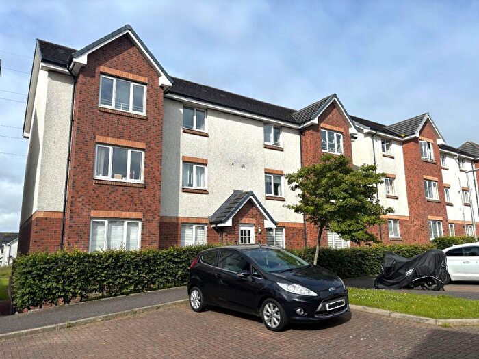 2 Bedroom Flat For Sale In A Duthac Court, Dunfermline, KY11