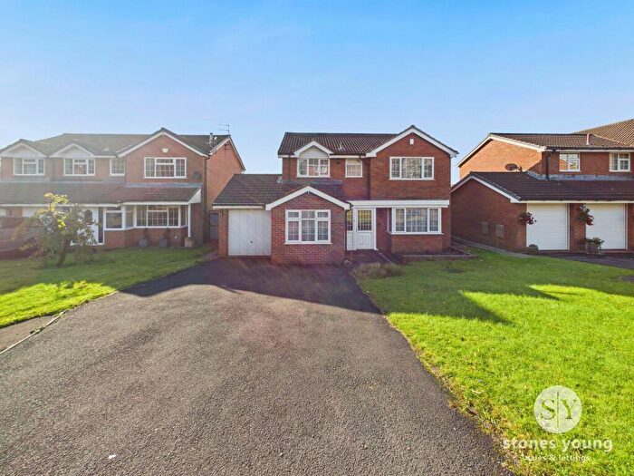 4 Bedroom Detached House For Sale In Charnwood Close, Blackburn, BB2