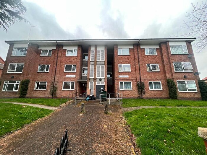 2 Bedroom Flat To Rent In Alcester Road South, Birmingham, B14