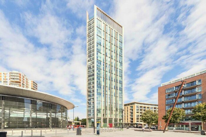 2 Bedroom Flat To Rent In Surrey Quays Road, London, SE16