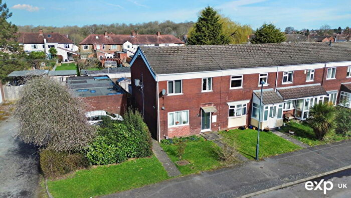 3 Bedroom End Of Terrace House For Sale In Drayton Way, Nuneaton, CV10