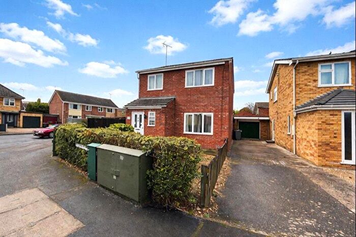 3 Bedroom Detached House For Sale In St. Gilberts Road, Bourne, Lincolnshire, PE10