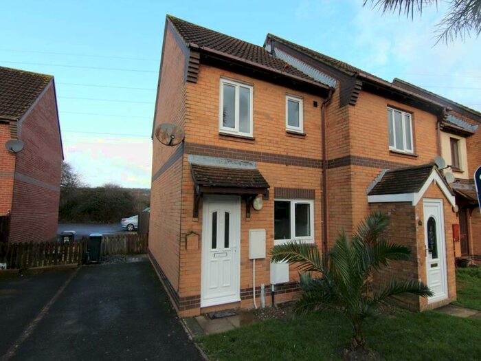 2 Bedroom House To Rent In The Barrows, Locking Castle, Weston-super-Mare, BS22