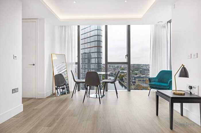 1 Bedroom Flat To Rent In Bollinder Place, Islington, London, EC1V