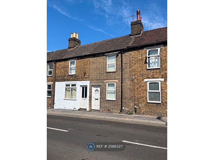 2 Bedroom Terraced House To Rent In Upper Stone Street, Maidstone, ME15