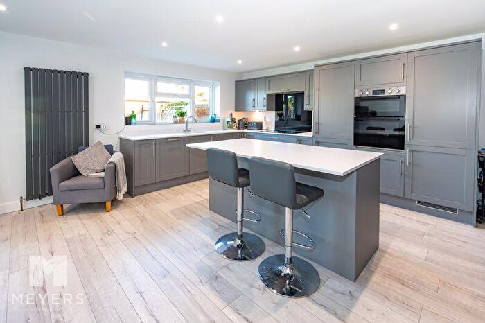 2 Bedroom Bungalow For Sale In Kestrel Court | Ringwood |, BH24
