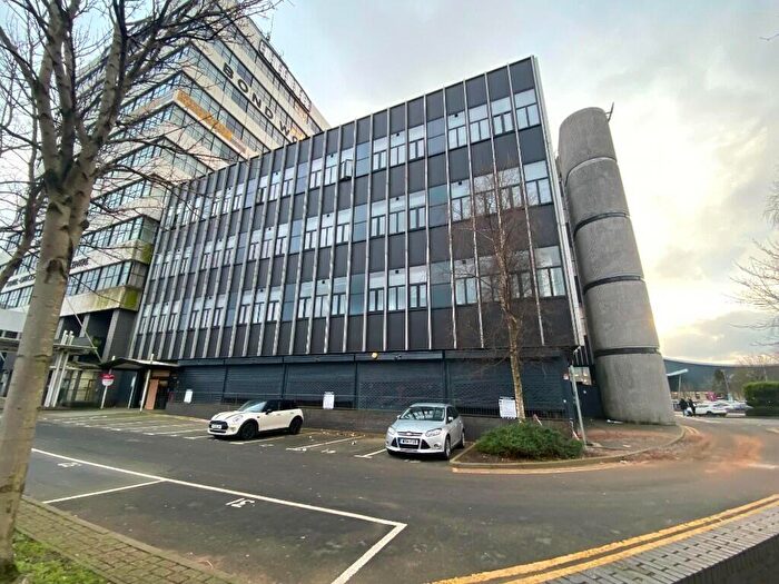 1 Bedroom Apartment For Sale In High Street, West Bromwich, West Midlands, B70