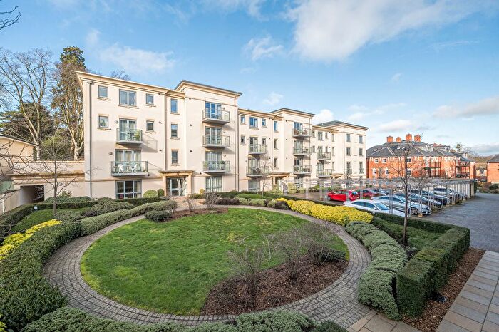 2 Bedroom Flat For Sale In Humphris Place, Cheltenham, GL53