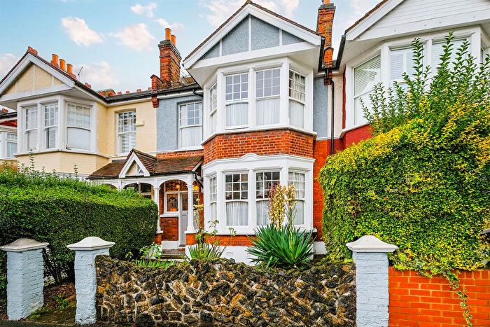 3 Bedroom Terraced House For Sale In Belgrave Road, Wanstead, E11