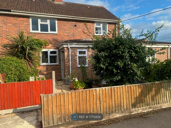 1 Bedroom Flat To Rent In Victoria Drive, Eastington, Stonehouse, GL10