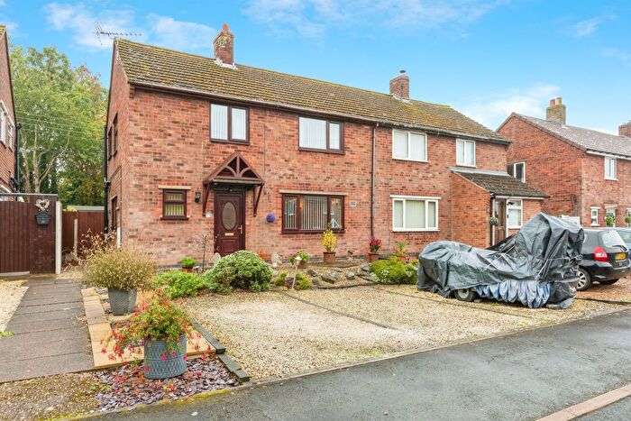3 Bedroom Semi-detached House For Sale In Cherry Orchard Estate, Higham-On-The-Hill, Nuneaton, CV13