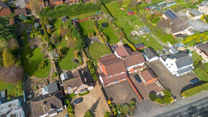 4 Bedroom Detached House For Sale In Cheltenham Road, Bishops Cleeve, Cheltenham, GL52