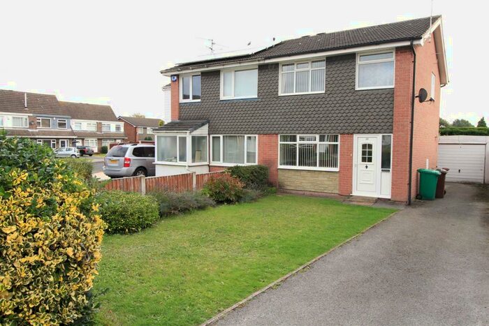 3 Bedroom Semi-Detached House To Rent In Neston Drive Cinderhill Nottingham, NG6