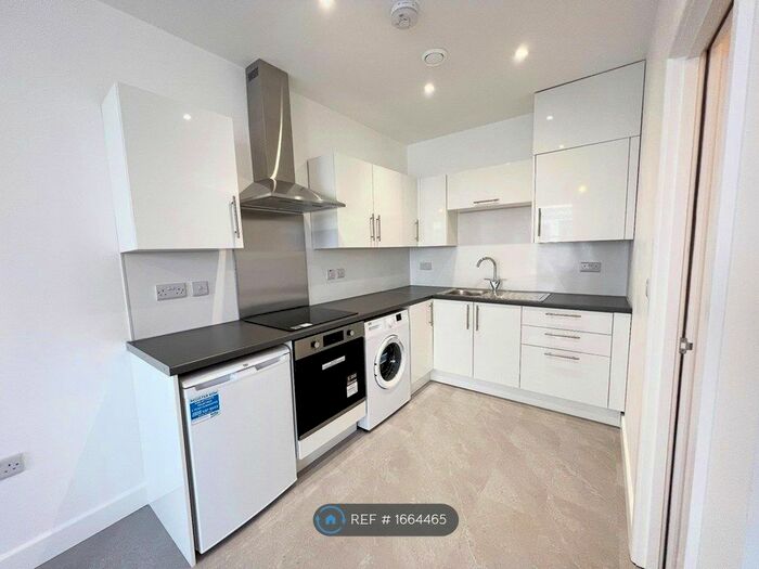 1 Bedroom Flat To Rent In King Street, Ramsgate, CT11