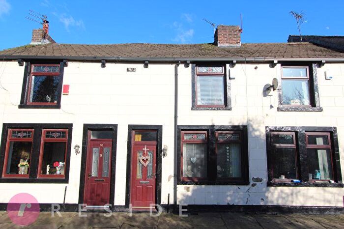 2 Bedroom Terraced House For Sale In Brow Street, Lowerplace, Rochdale, OL11