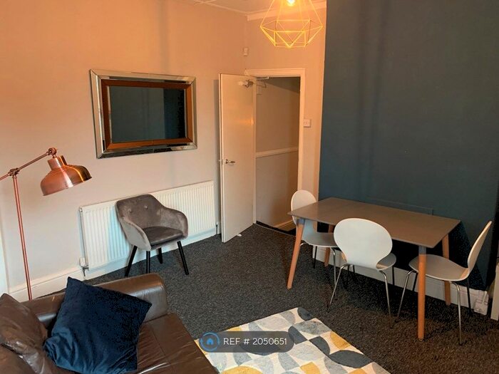 3 Bedroom Flat To Rent In Smithdown Road, Liverpool, L15