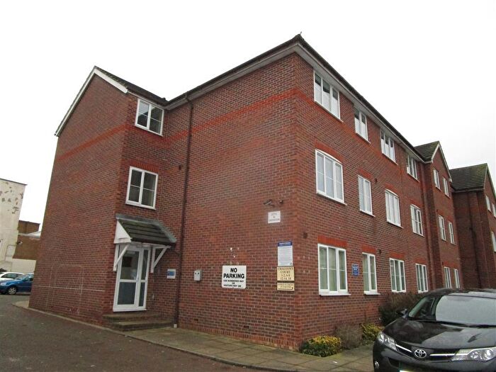 2 Bedroom Flat To Rent In Upper Priory Street, Northampton, NN1