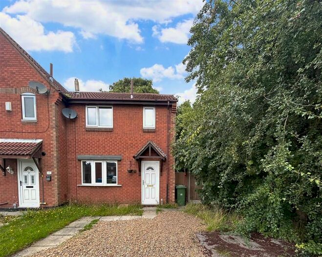 3 Bedroom End Of Terrace House To Rent In Winchester Mews, Bircotes, Doncaster, DN11