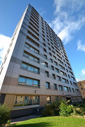 2 Bedroom Apartment For Sale In Hornchurch Court, Bonsall St, Hulme, Manchester., M15