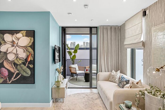 1 Bedroom Flat For Sale In Prime Point, Greenwich, SE10